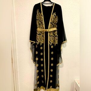 Kuftan jumpsuit never worn very pretty